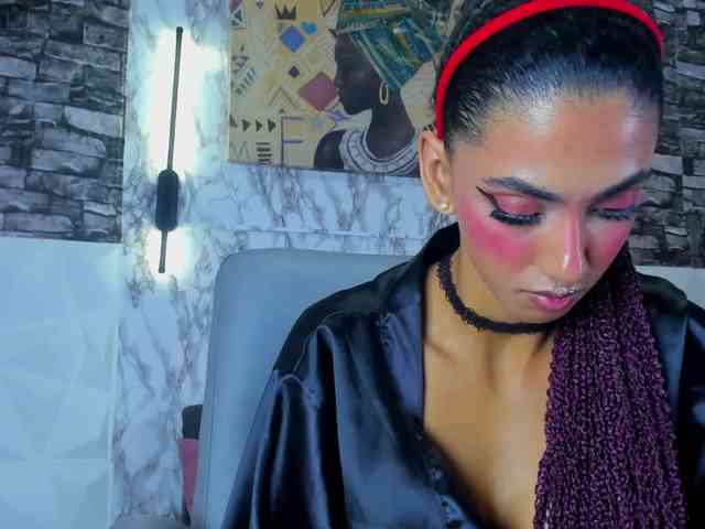 queencuarxxo webcam
