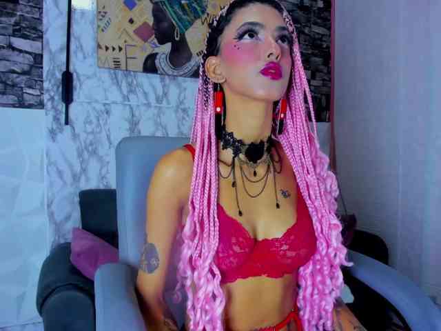 queencuarxxo webcam