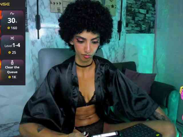 queencuarxxo webcam
