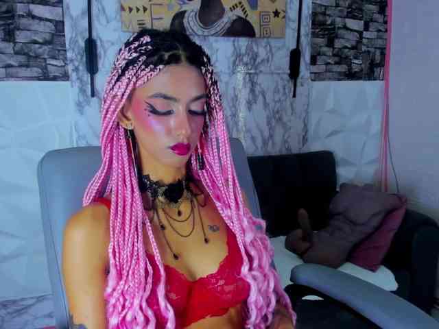queencuarxxo webcam