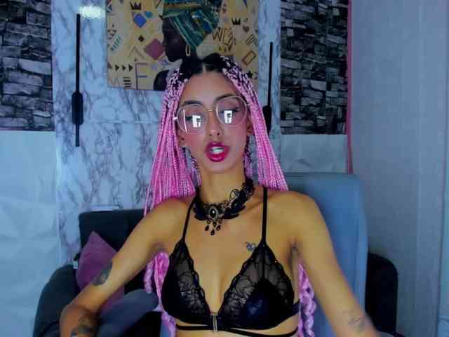 queencuarxxo webcam