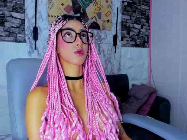 queencuarxxo webcam