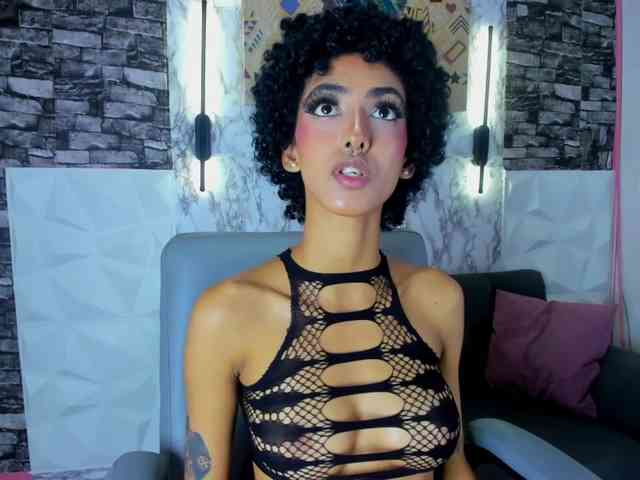 queencuarxxo webcam