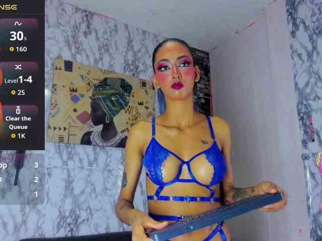 queencuarxxo webcam
