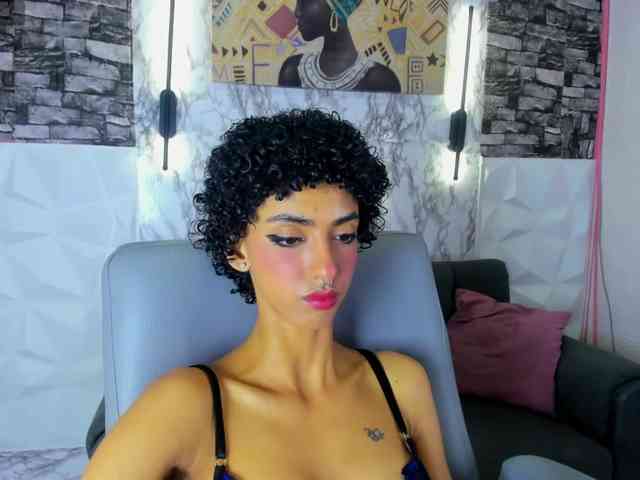 queencuarxxo webcam