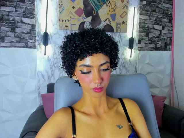 queencuarxxo webcam