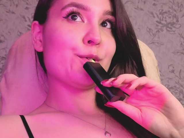 annie-fleur live cam on BongaCams