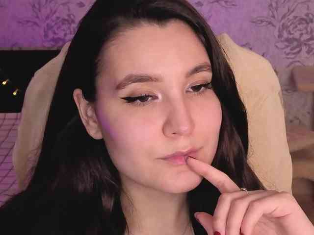 annie-fleur Live Webcam on BongaCams