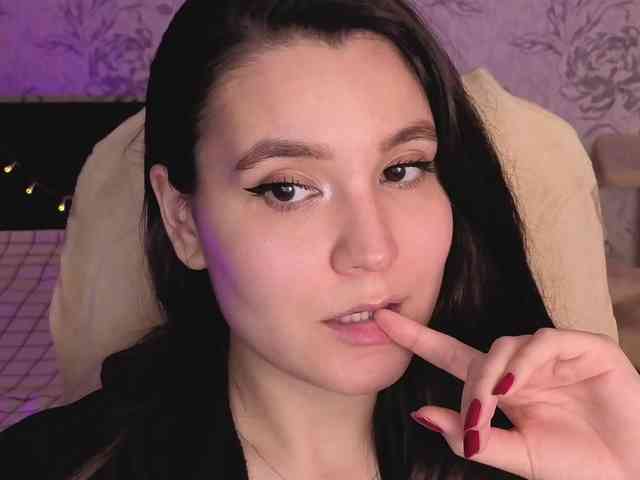 annie-fleur Live Webcam on BongaCams