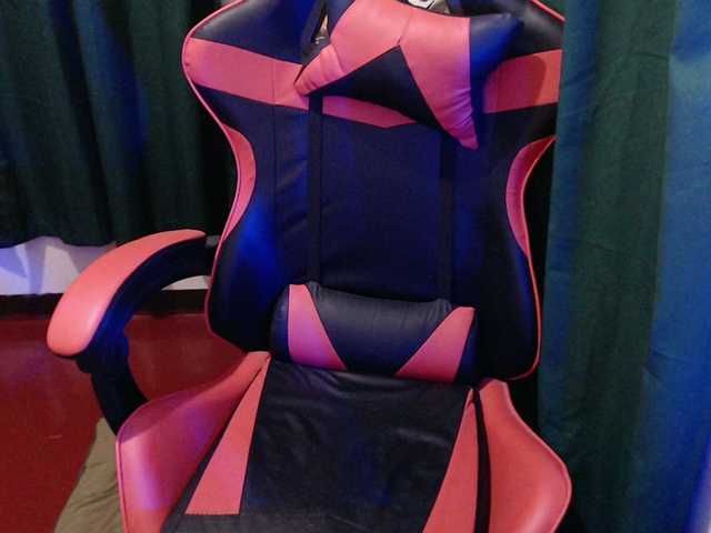 Enchantressxxshaira's BongaCams show and profile