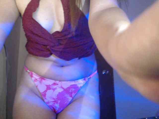 Enchantressxxshaira webcam