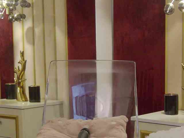 ChloeSins webcam