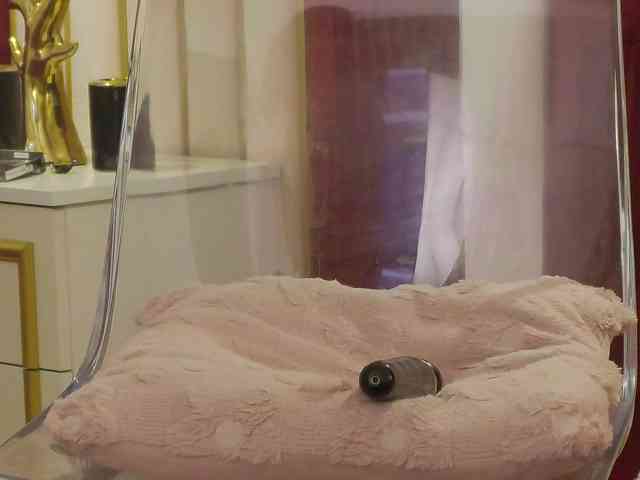 ChloeSins webcam