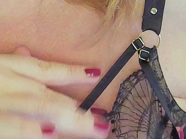 AlisaSweety live webcam show