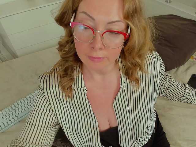AlisaSweety live cam on BongaCams