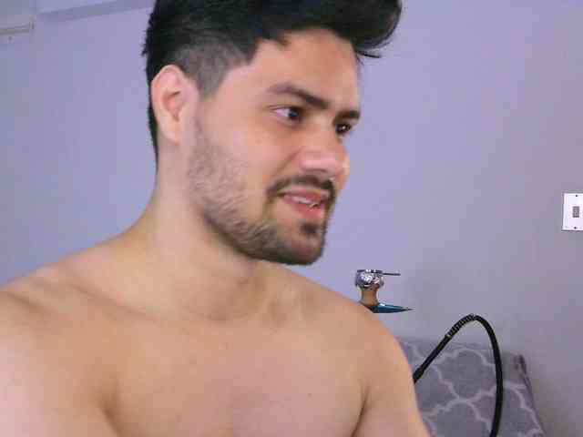 ZohanMohamedUSA Live Webcam on BongaCams