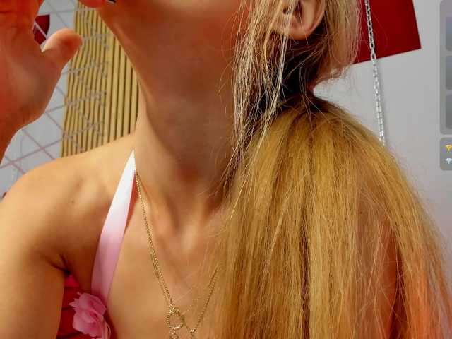 aliciahazel live cam on BongaCams