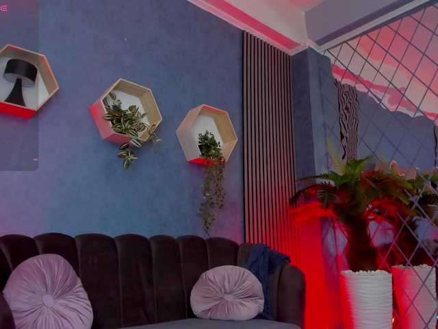 aliciahazel live cam on BongaCams
