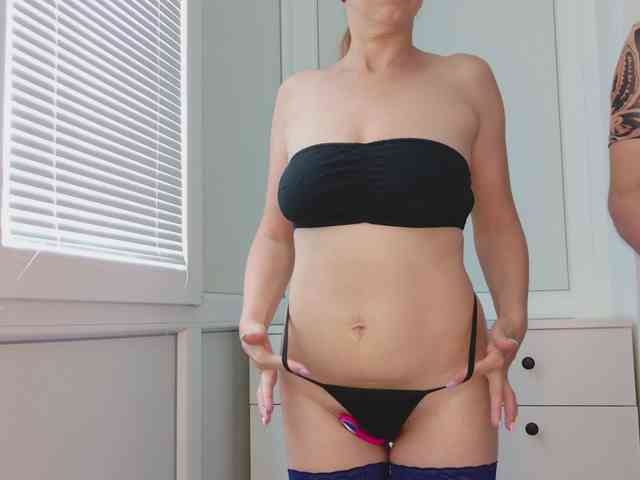 SoftVelvetCouple webcam