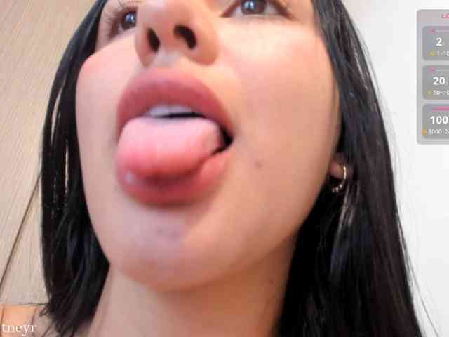 whitneyr webcam