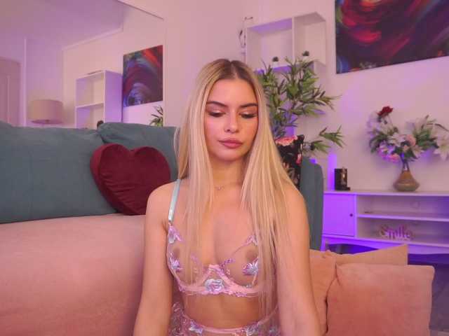 MidnightSeduction's BongaCams show and profile