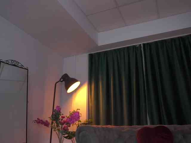 MidnightSeduction webcam