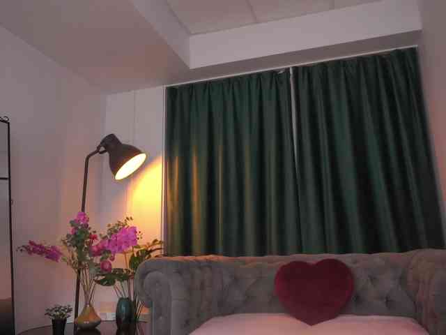 MidnightSeduction webcam