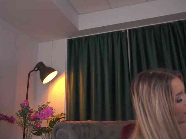 MidnightSeduction webcam