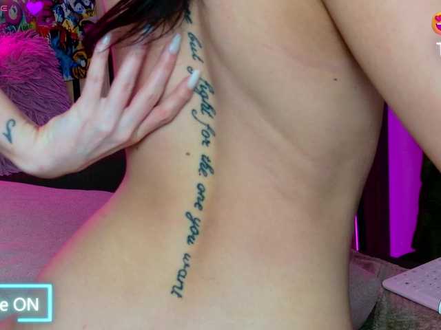 melaniatress's BongaCams show and profile