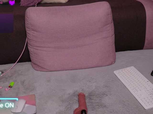 melaniatress live webcam show