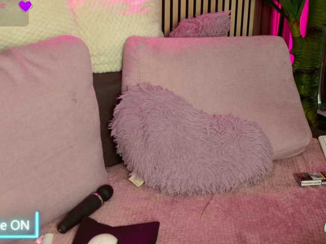 melaniatress live cam on BongaCams