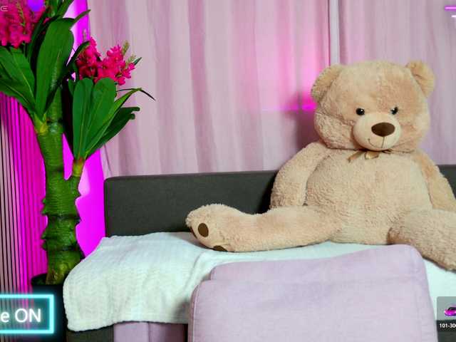 melaniatress live cam on BongaCams