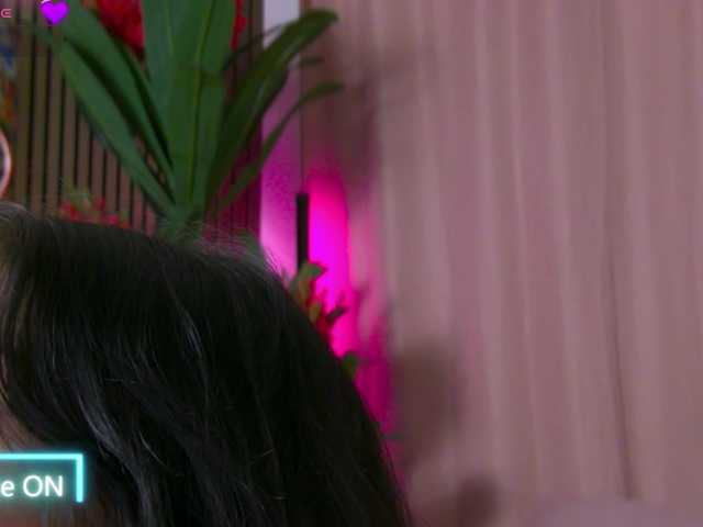 Sex chat gratuit in direct cu melaniatress pe BongaCams