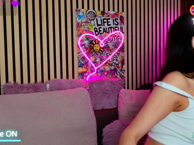 melaniatress's BongaCams show and profile