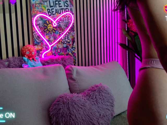 melaniatress's BongaCams show and profile