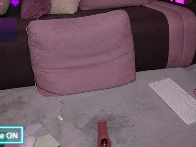 melaniatress live webcam show