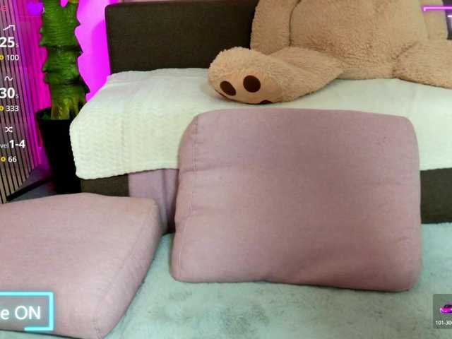 melaniatress live cam on BongaCams
