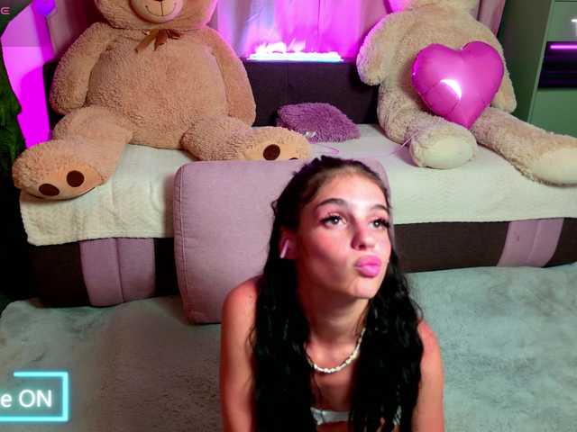 melaniatress live cam on BongaCams