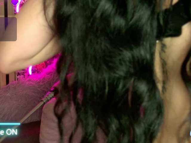melaniatress live cam on BongaCams