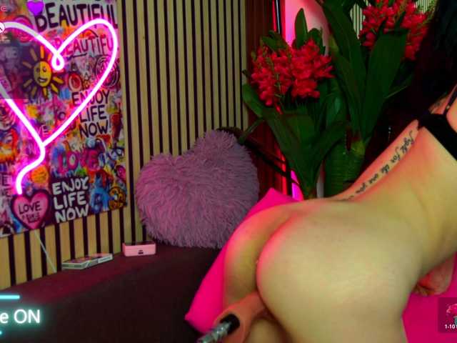 Sex chat gratuit in direct cu melaniatress pe BongaCams