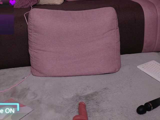 melaniatress live webcam show