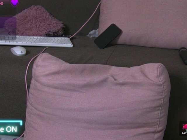 melaniatress live cam on BongaCams