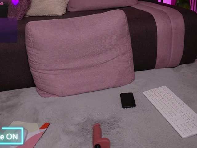melaniatress live webcam show