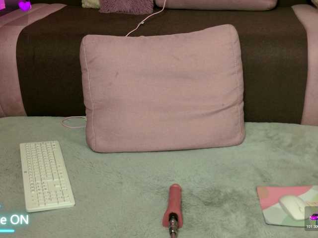 melaniatress live webcam show