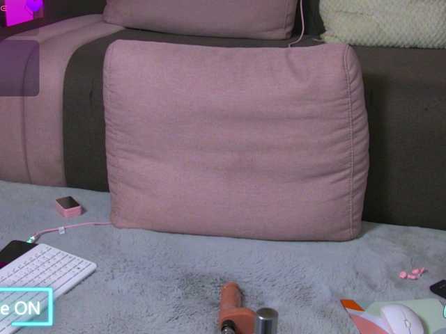 melaniatress live cam on BongaCams