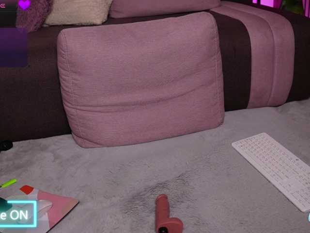 melaniatress live webcam show