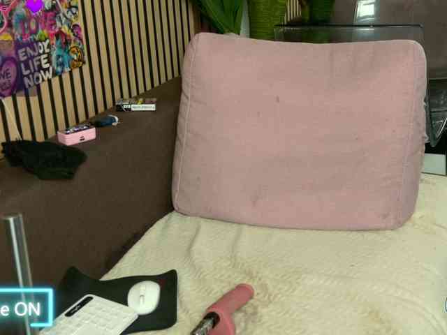 RebelDolls webcam