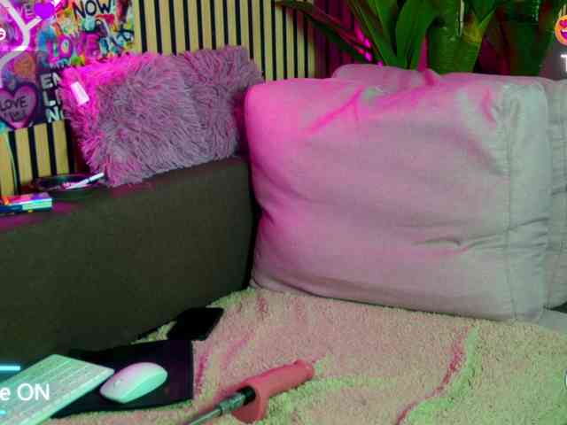 RebelDolls webcam