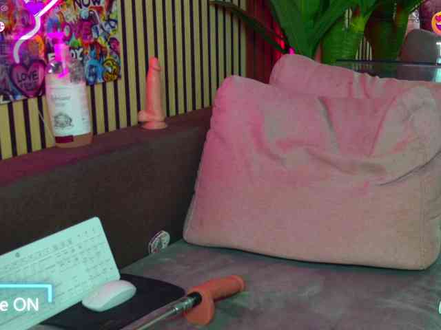 RebelDolls webcam
