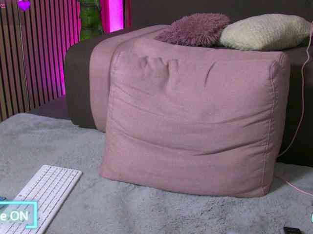 RebelDolls webcam